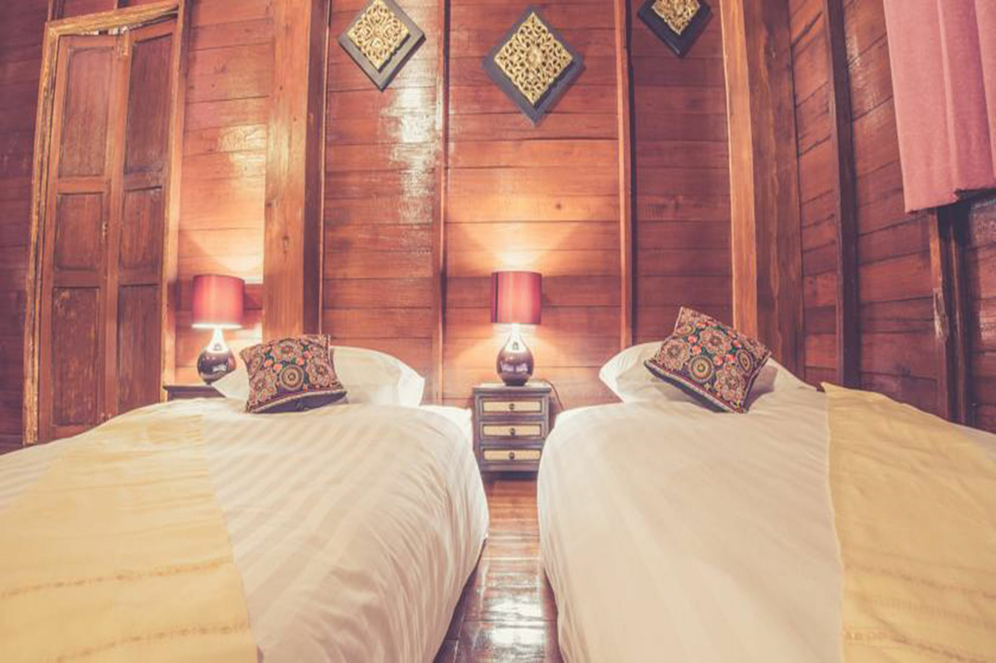 Appartement Baan Kum - On à Lampang Extérieur photo